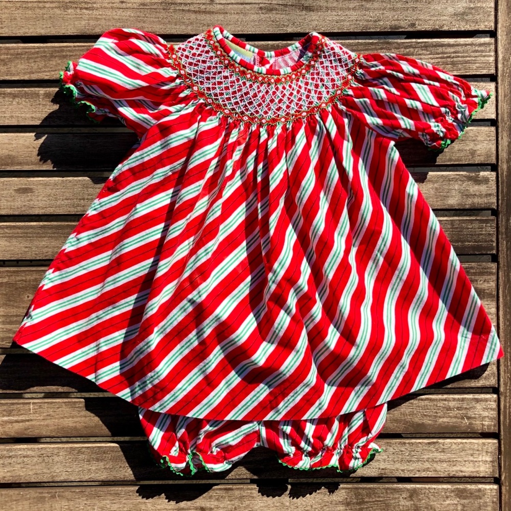4T Anavini Christmas Candy Cane Striped Smocked Holiday Set